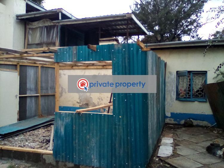 Land For Sale &nbsp;niamey Lane Nairobi West  - 4