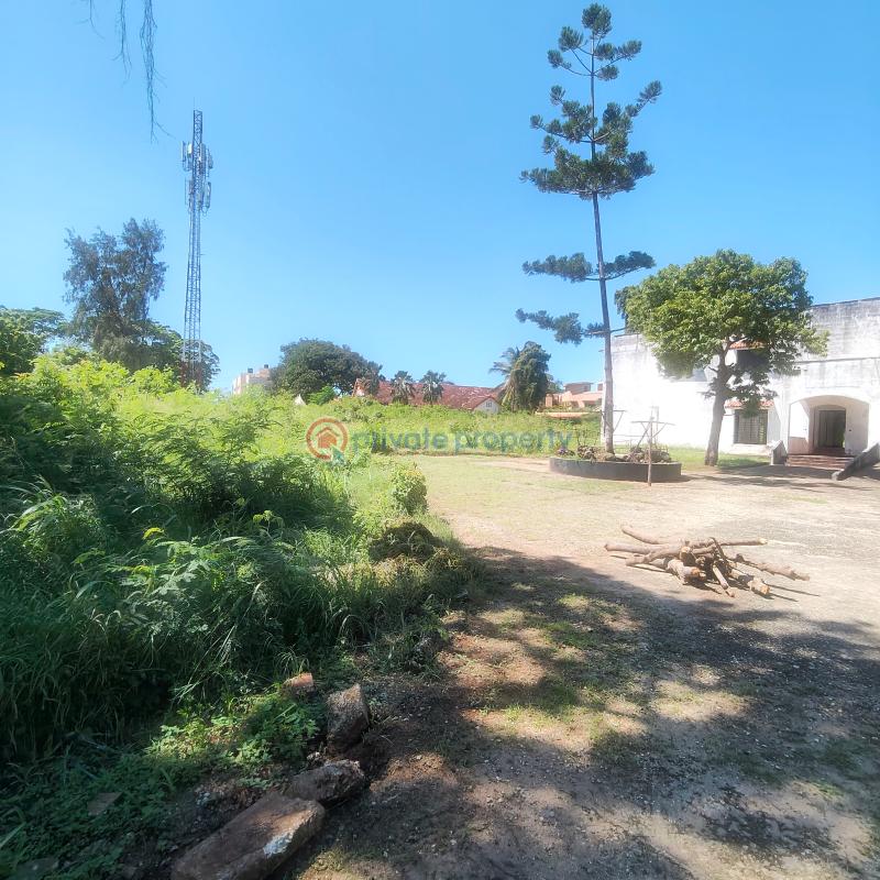 Commercial Land For Sale Beach Road Nyali Mombasa  - 1