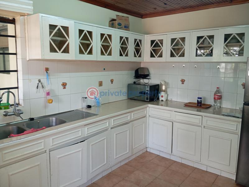 2 bedroom Apartment For Sale Near Sarit Centre. westlands. Nairobi - 1
