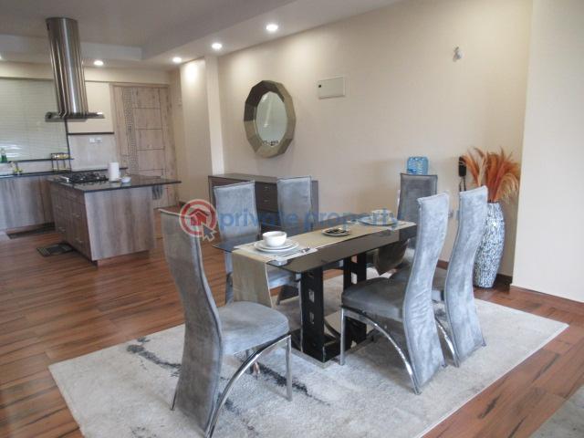2 bedroom Apartment For Rent Near Kileleshwa Police Station. Nairobi - 1