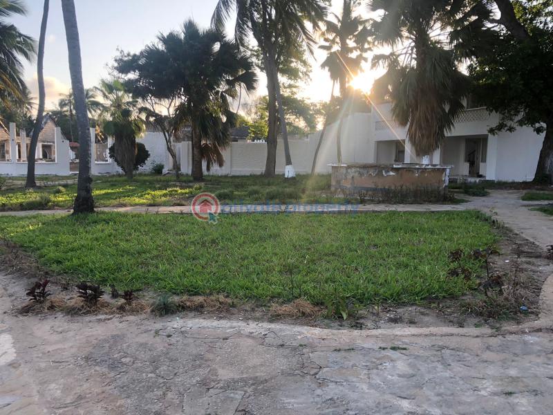 10 bedroom Hotel / Guest House For Sale Nyali Mombasa Near Mombasa Beach Hotel Nyali  - 5