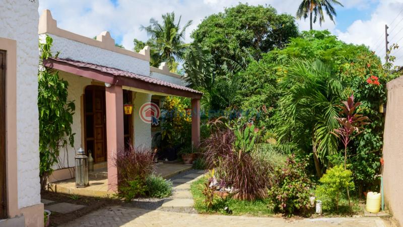 2 bedroom Detached Bungalow For Sale Kikambala Sultan Palace Road Kikambala Mtwapa Kilifi - 24