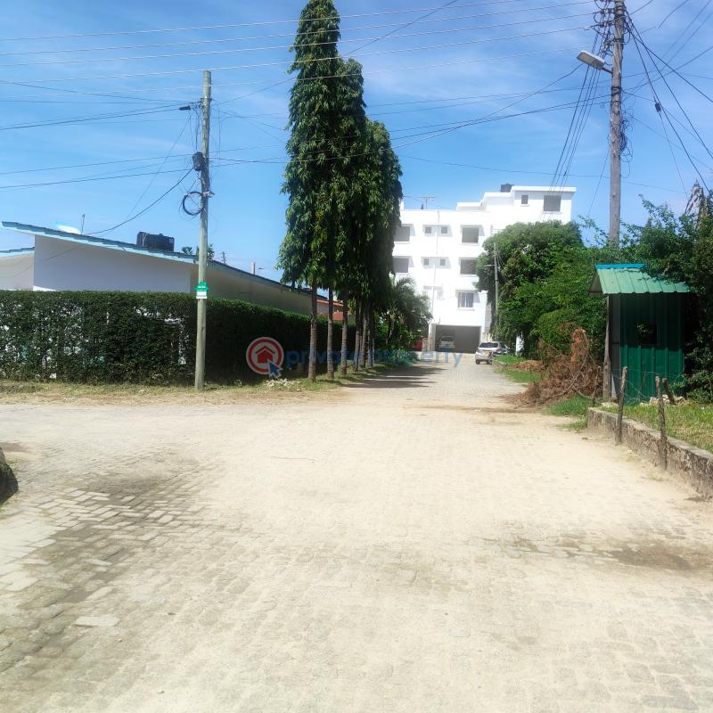3 bedroom Detached Bungalow For Rent Vescon mtambo Road Bamburi Mombasa - 3