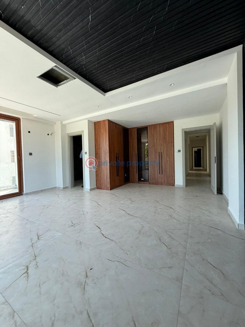 3 bedroom Apartment For Sale Mount Kenya Road 2nd Row From The Beach Nyali Mombasa - 4
