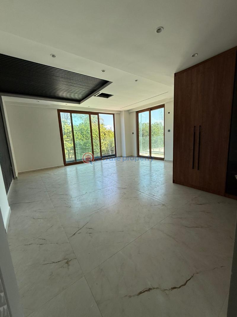 3 bedroom Apartment For Sale Mount Kenya Road 2nd Row From The Beach Nyali Mombasa - 6