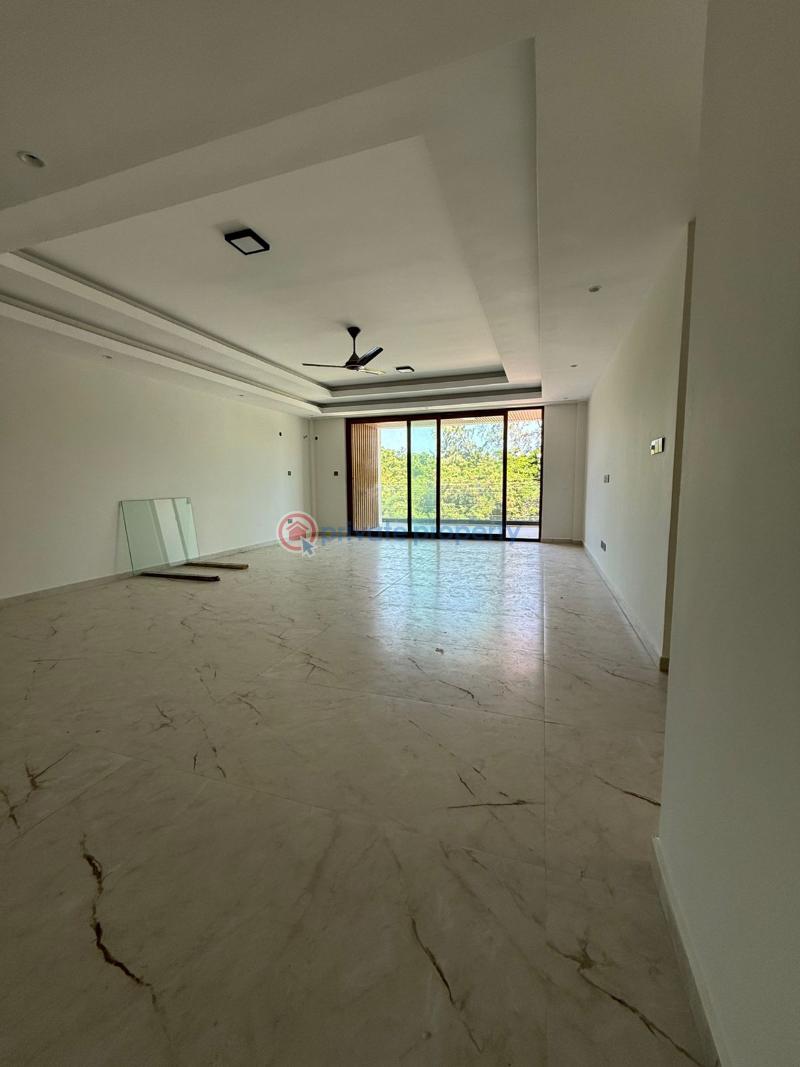 3 bedroom Apartment For Sale Mount Kenya Road 2nd Row From The Beach Nyali Mombasa - 8