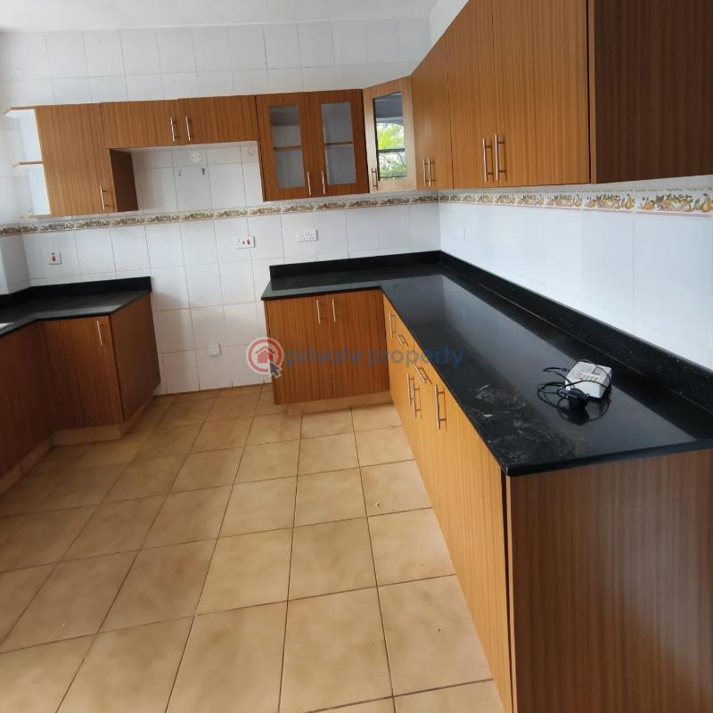 3 bedroom Apartment For Rent Oledume Road Near Makini School. Kilimani Nairobi - 2