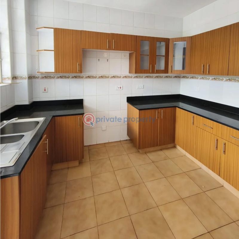 3 bedroom Apartment For Rent Oledume Road Near Makini School. Kilimani Nairobi - 3