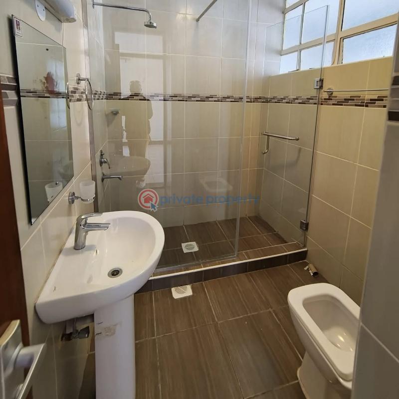 3 bedroom Apartment For Rent Oledume Road Near Makini School. Kilimani Nairobi - 11