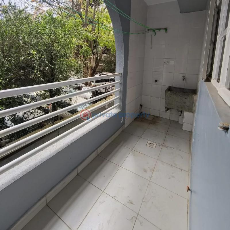 3 bedroom Apartment For Rent Oledume Road Near Makini School. Kilimani Nairobi - 12