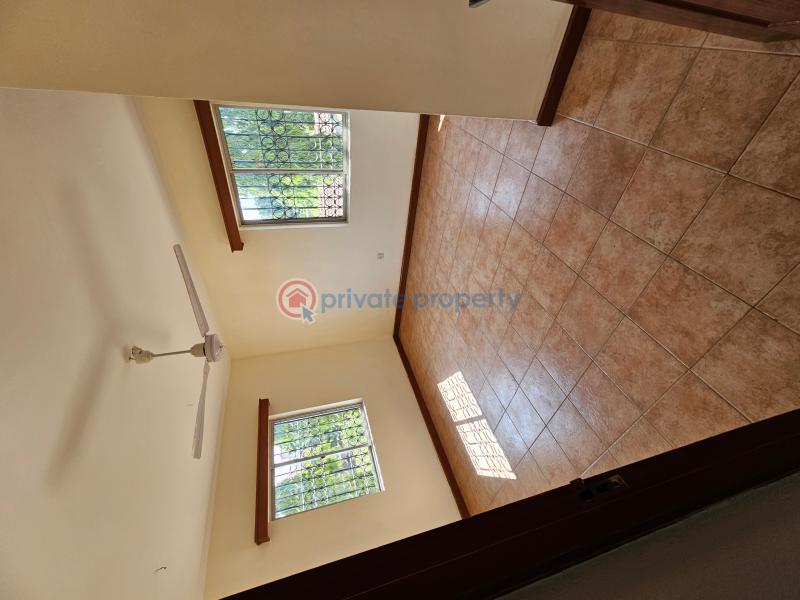 3 bedroom House For Sale Beach Road Nyali Mombasa  - 10