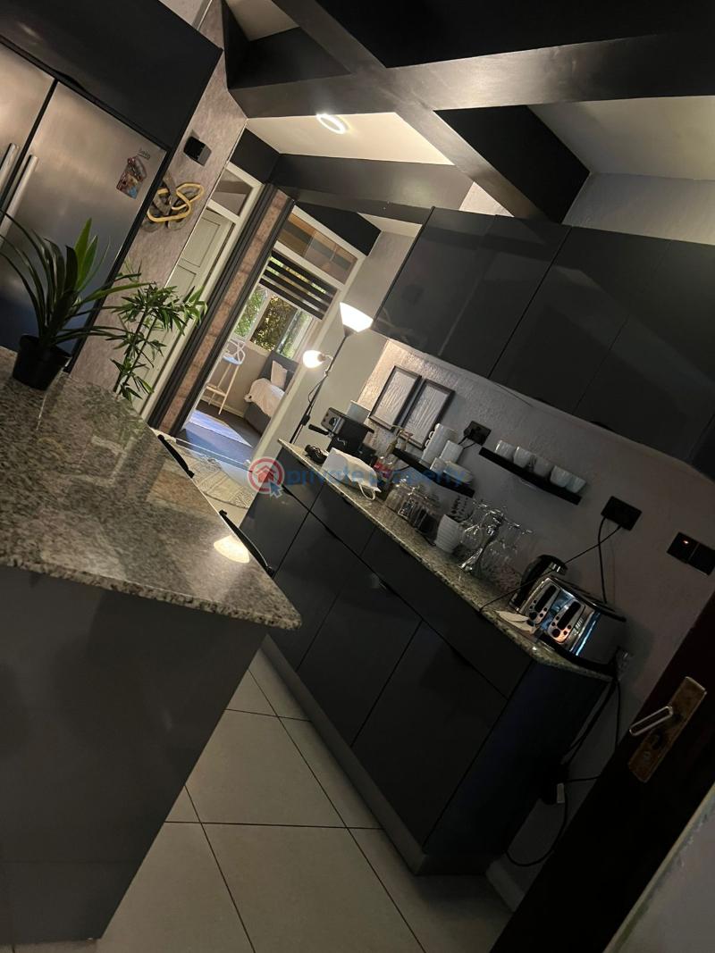 3 bedroom Apartment For Sale Greenwood Drive Near Nyali Police Mombasa - 1