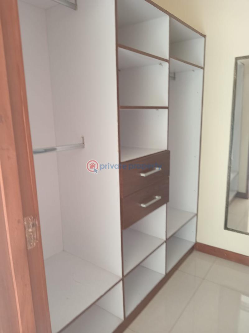 3 bedroom Apartment For Rent westlands. Nairobi - 11