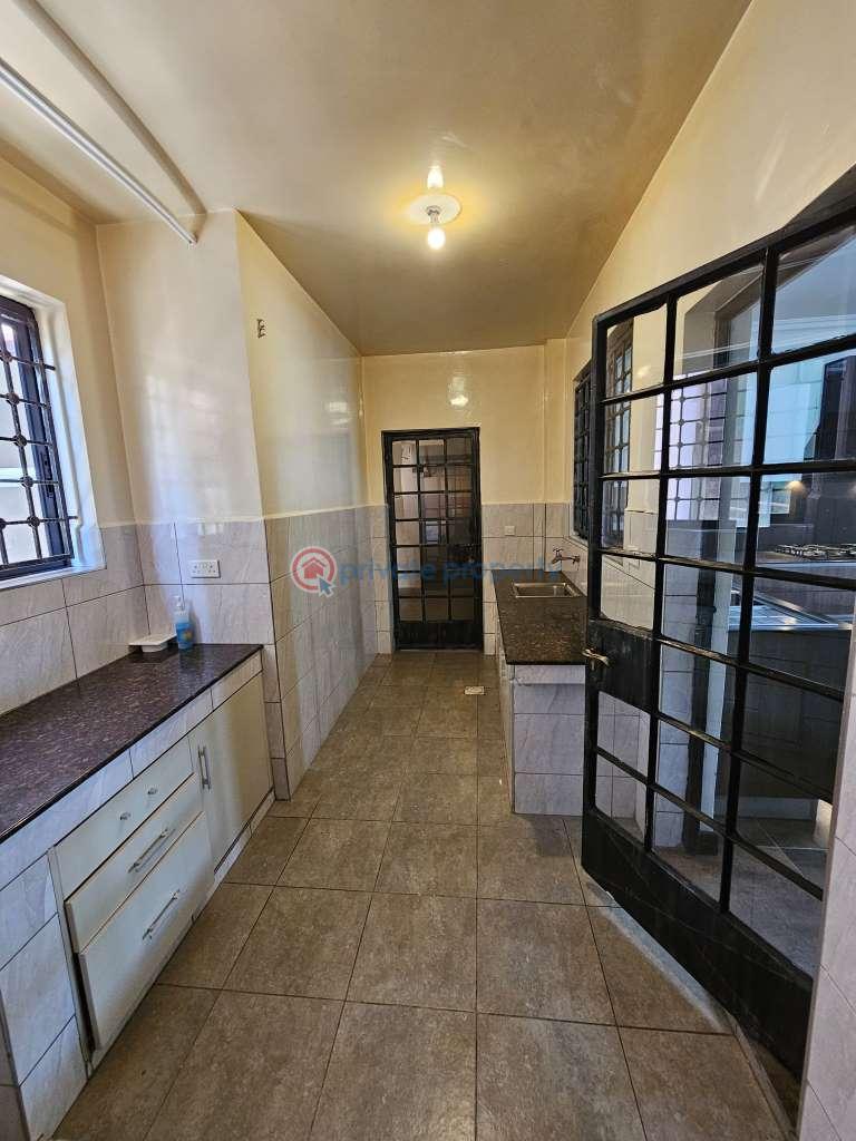 3 bedroom Apartment For Sale City Park Near Diamond Plaza Parklands Nairobi - 9