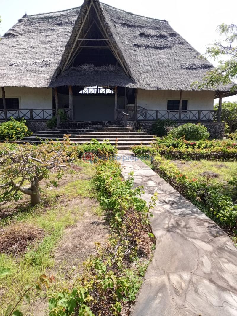 3 bedroom House For Sale Watamu Ocean Front Ocean Front Watamu Kilifi - 11