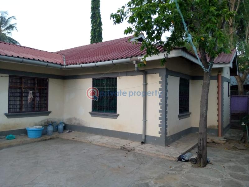 3 bedroom House For Sale Mombasa Utange near Braeburn International School Bamburi Mombasa - 3