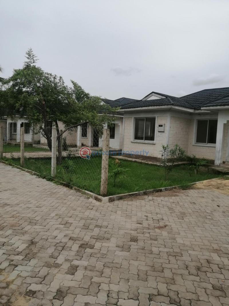 3 bedroom House For Sale Bamburi Utange Area near Braeburn International School Bamburi Mombasa - 7