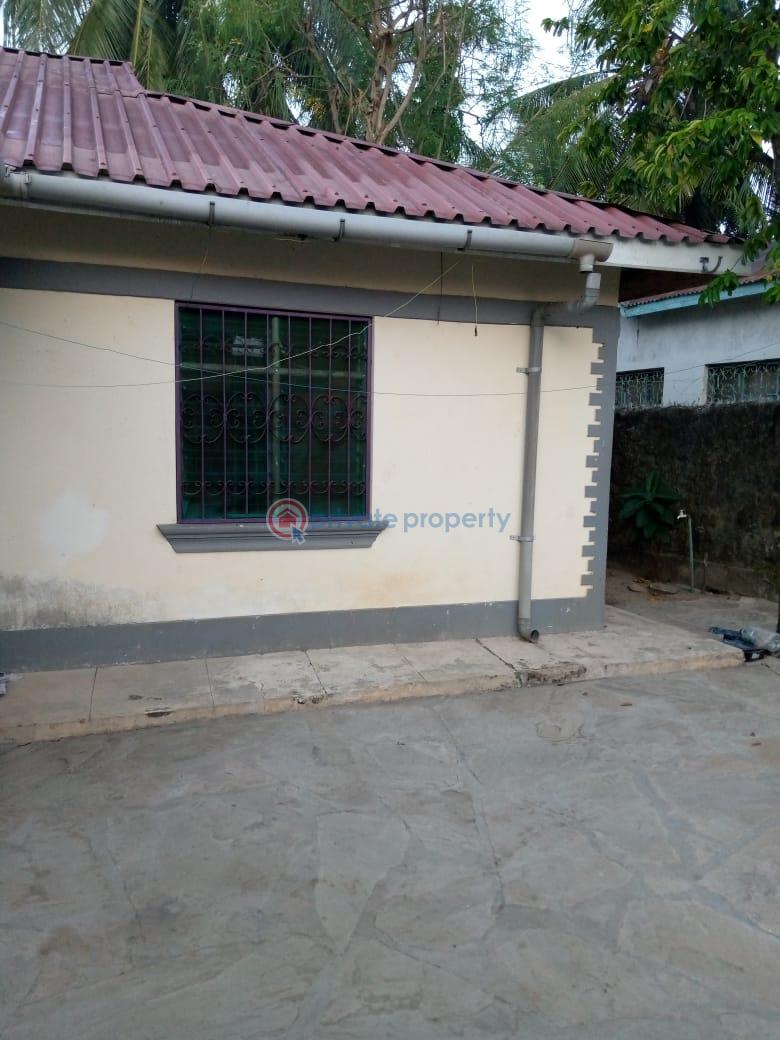 3 bedroom House For Sale Mombasa Utange near Braeburn International School Bamburi Mombasa - 1