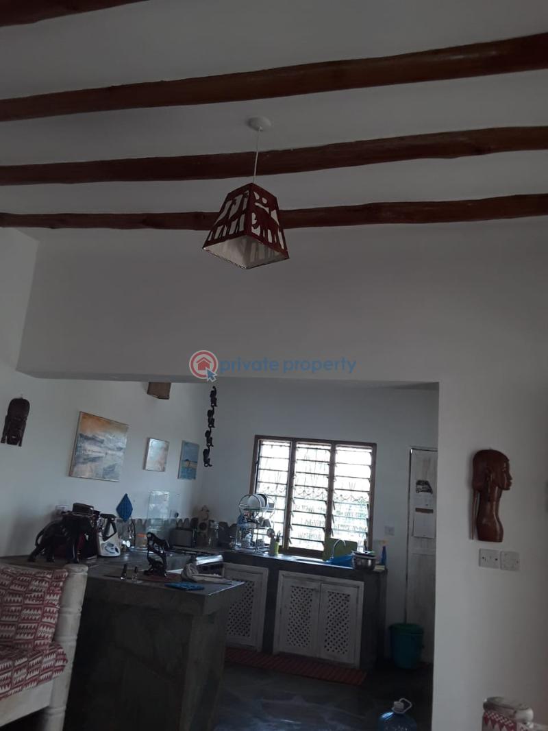 4 bedroom House For Sale Jacaranda Beach. Watamu Kilifi - 12
