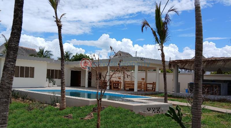3 bedroom House For Sale Ocean Front Watamu Kilifi - 3