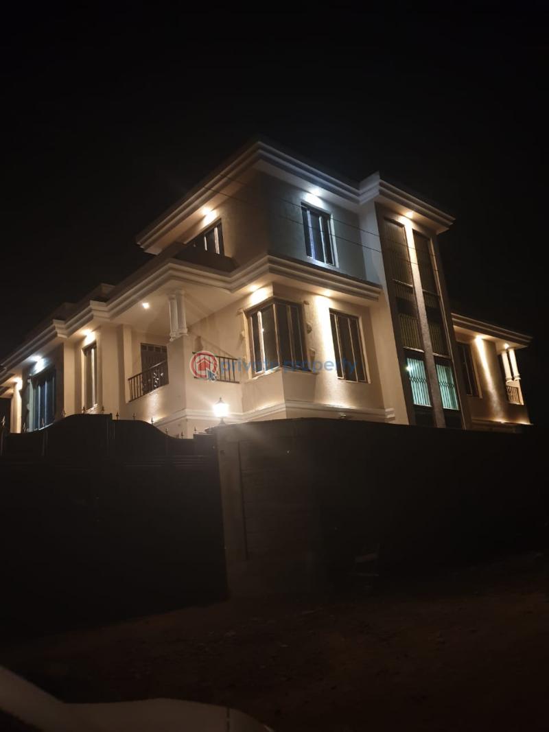 4 bedroom House For Sale A Few Meters From The Tarmac Road Gikambura (nairobi Ndogo) Kikuyu Kiambu - 4