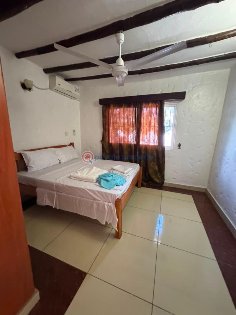 4 bedroom Apartment For Sale Nyali Bridge 2nd Row From The Beach Nyali Mombasa - 3