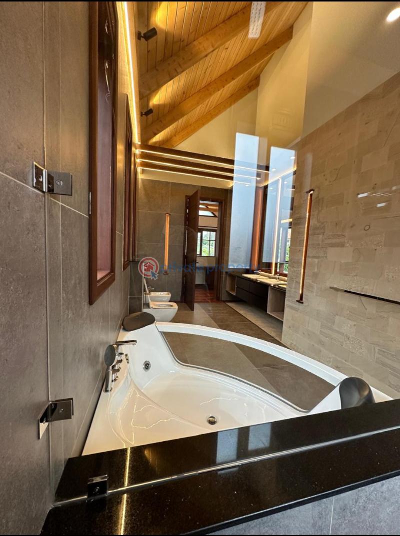 4 bedroom House For Sale Runda Westlands Nairobi - 2