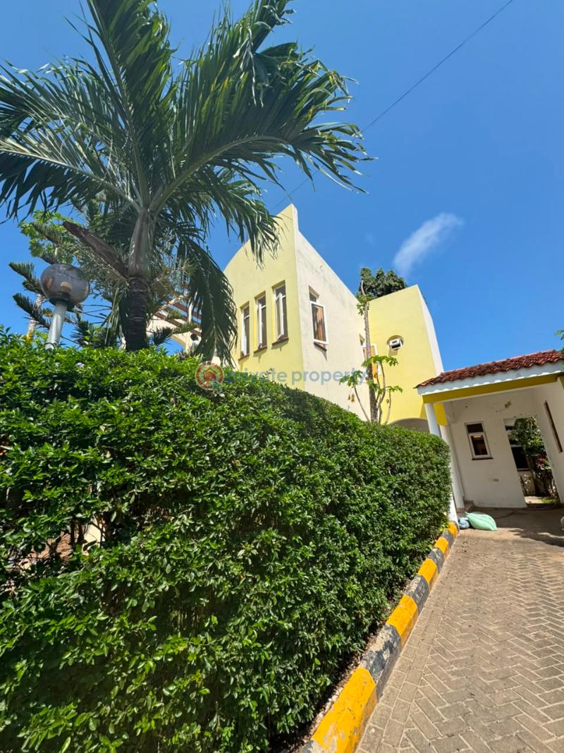 4 bedroom Townhouse For Sale Links Road Mombasa Nyali  - 6