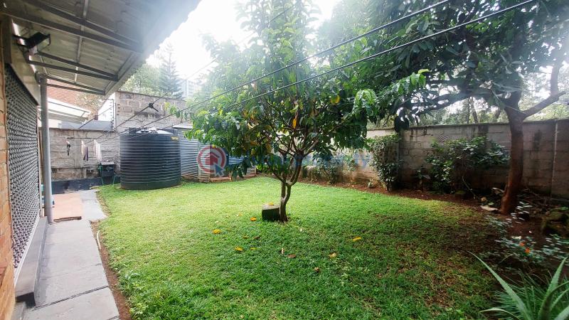 4 bedroom Townhouse For Sale Kandara Road Near Kileleshwa Police Station. Nairobi - 3