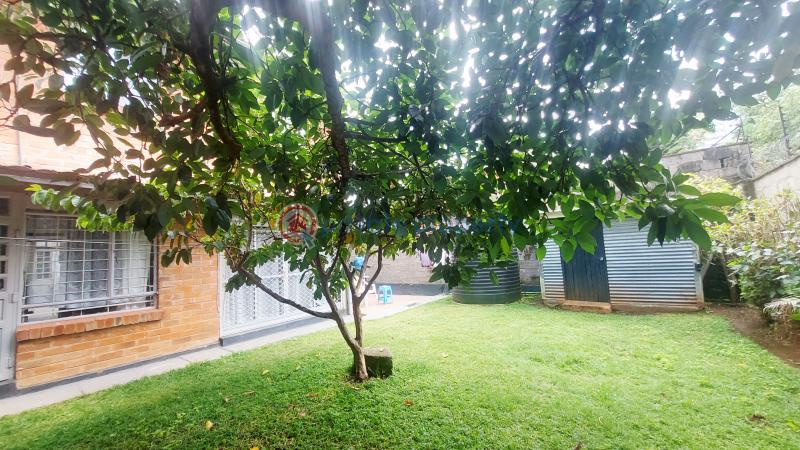 4 bedroom Townhouse For Sale Kandara Road Near Kileleshwa Police Station. Nairobi - 5