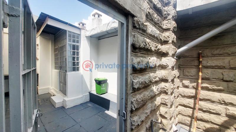 4 bedroom Townhouse For Sale Kandara Road Near Kileleshwa Police Station. Nairobi - 11