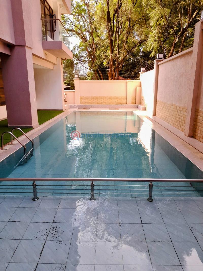 4 bedroom Block of Flats For Sale Lavington Nairobi - 8