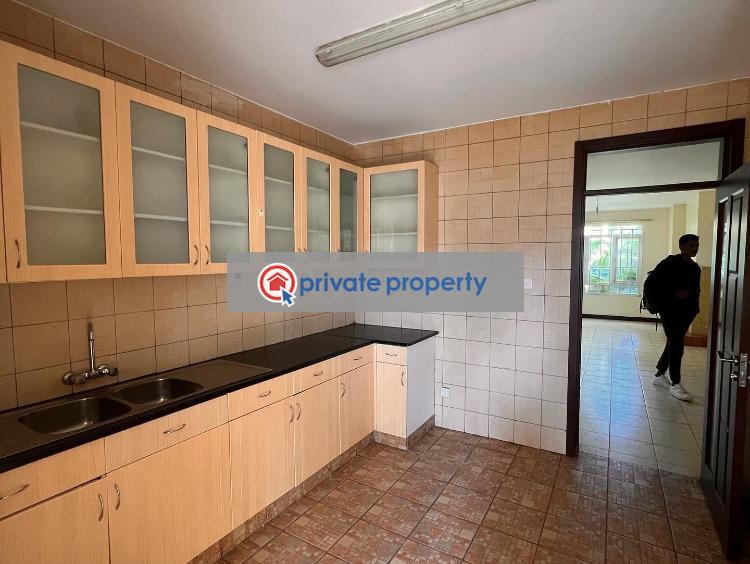 4 bedroom House For Sale Mugumo-Ini (Langata) Nairobi - 1
