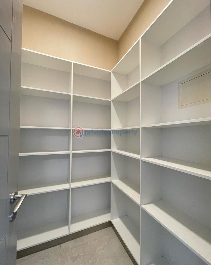 4 bedroom Townhouse For Sale Link Road wilson Mugumo-Ini (Langata) Nairobi - 4