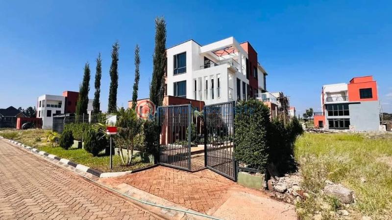 4 bedroom Townhouse For Sale Eastern Bypass Ruiru Kiambu - 0