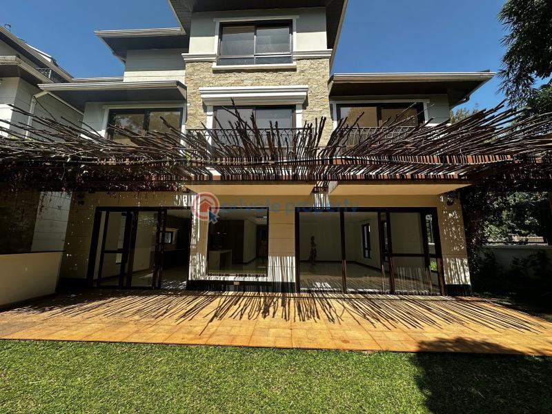 4 bedroom Townhouse For Sale Peponi Road Westlands Nairobi - 0