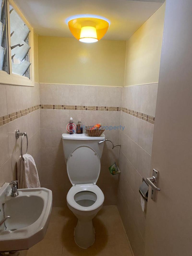 3 bedroom Townhouse For Sale Brookside Estate Nairobi Brookside Westlands Nairobi - 27