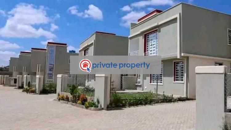 4 bedroom House For Sale &nbsp;namanga Rd 01 Yukos Kitengela Kajiado - 1