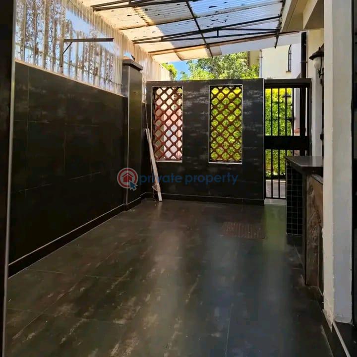 4 bedroom Townhouse For Sale Loresho Westlands Nairobi - 1