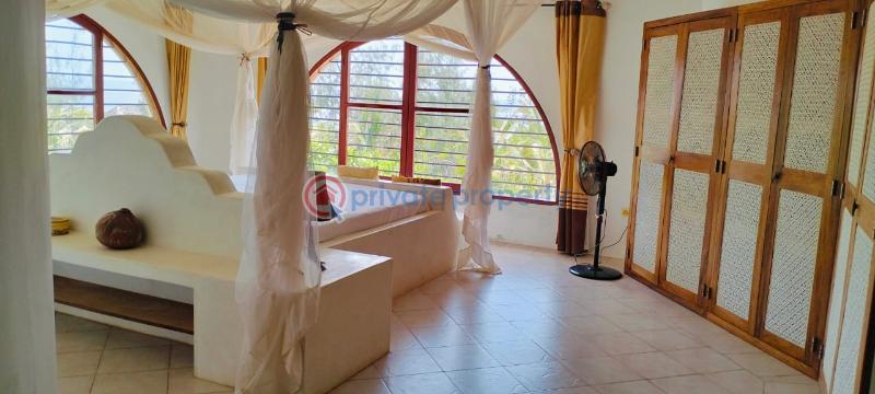 4 bedroom House For Sale Ocean Front Watamu Kilifi - 0