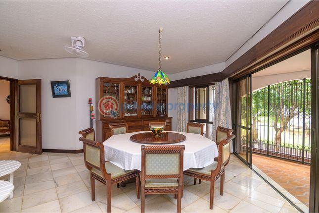 4 bedroom House For Sale Nyali Mombasa  - 4
