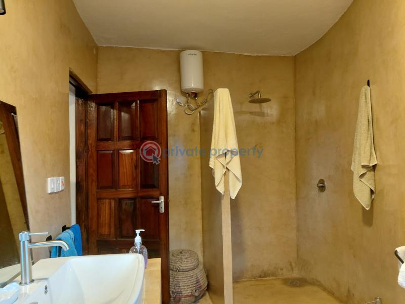 4 bedroom House For Sale Jacaranda Beach. Watamu Kilifi - 21