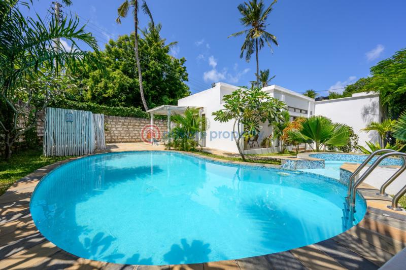 4 bedroom Apartment For Sale voyager Nyali Mombasa - 29