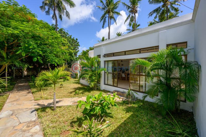 4 bedroom Apartment For Sale voyager Nyali Mombasa - 28