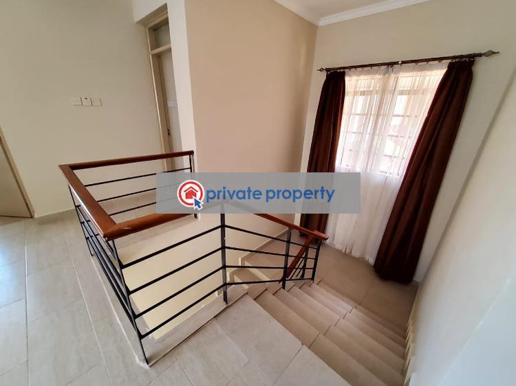 4 bedroom Townhouse For Sale &nbsp;namanga Road. Kaputiei North Kajiado - 1