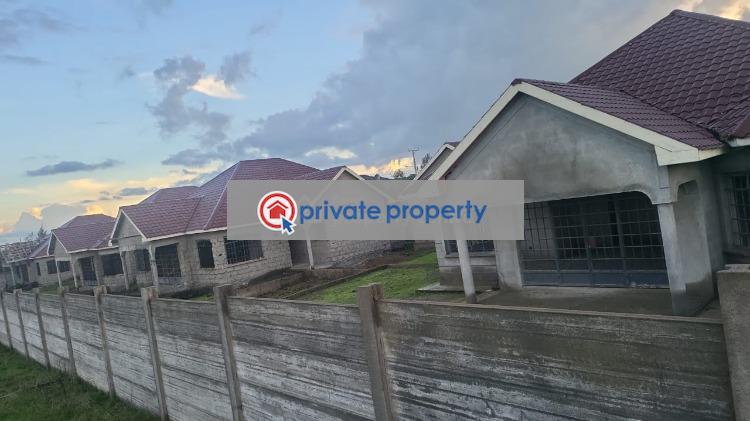 3 bedroom Semi detached Bungalow For Sale &nbsp;muigai Estate Yukos Kitengela Kajiado - 1