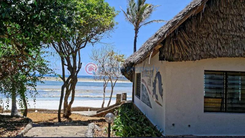 10 bedroom Hotel / Guest House For Sale Ukunda Kwale Diani Beach Ukunda. Kwale - 7