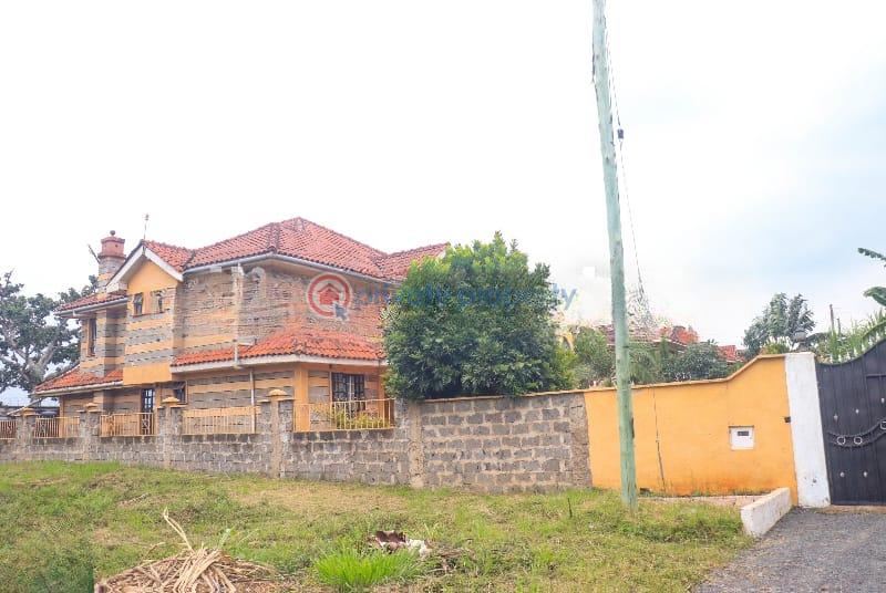 4 bedroom Townhouse For Sale Ruiru Kamiti Road Along Ruiru - Kamiti Road Kiambu - 4