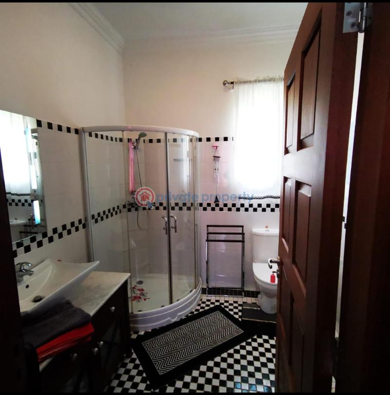 4 bedroom House For Sale Nyari Nairobi. westlands Nairobi - 4