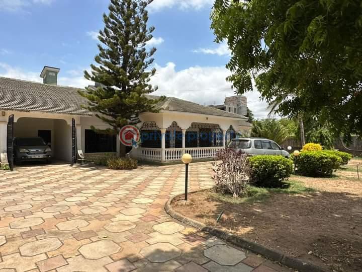 4 bedroom Detached Bungalow For Sale Mombasa, Shanzu Shanzu Mombasa - 2